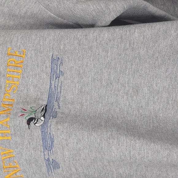 VINTAGE Crewneck Sweashirt Embroidered New Hampshire - Picture 4 of 4